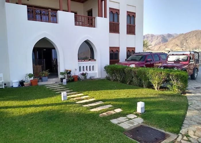 Sifah Beach View Apartment